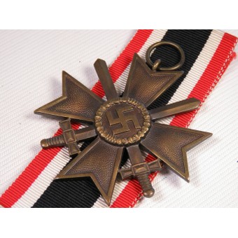 Kriegsverdienstkreuz 1939 2. Klasse mit Schwertern-Frank & Reif. Espenlaub militaria