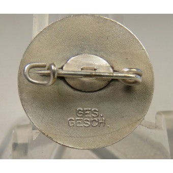 NSDAP member pin. 18 mm, early GES.GESCH marked. Espenlaub militaria