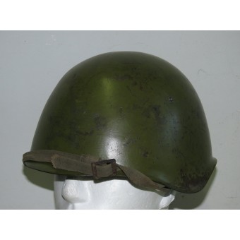 Sovjet Russische SSCH-39 stalen helm met vroege oliehandschilder van de Italiaanse stijl. Espenlaub militaria