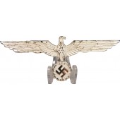 Aquila pettorale della Wehrmacht per una tunica estiva bianca in argento gelido