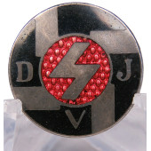 Early Deutsche Jungvolk Membership Badge with V Marking