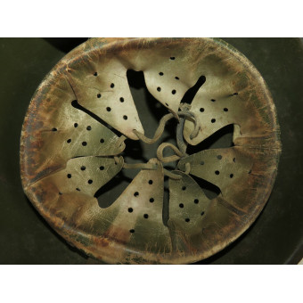 Стальной шлем СШ-40, фронтовой перекрас. Espenlaub militaria