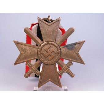 1939 Bronze Kriegsverdienstkreuz mit Schwertern. Espenlaub militaria