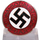 Insignia de miembro del NSDAP - Wagner. Marcado M 1/8 RZM