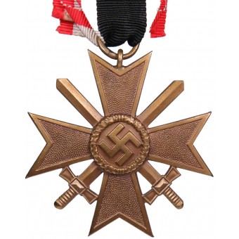 WW2 German Merito Croce di Guerra 1939 con le spade, per il combattente. Espenlaub militaria