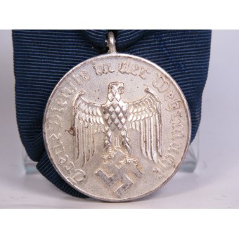 Медаль Wehrmacht Dienstauszeichnung 4. Klasse für 4 Jahre на колодке. Серебрёная сталь. Espenlaub militaria