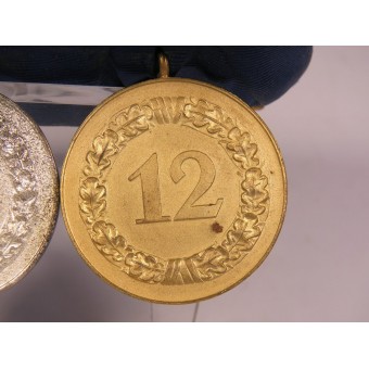 2 Wehrmacht-medaljer, 4 och 12 års tjänstgöringstid. Bleckmann Zelle. Espenlaub militaria