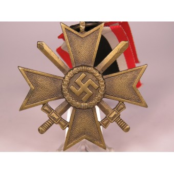 Kruis KVK II 1939, met zwaarden. Brons. Espenlaub militaria