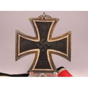 Iron Cross 1939 2nd class. Klein and Quenzer in the original package. Espenlaub militaria