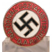 NSDAP-partijbadge. Asterisk logo. Onbekende fabrikant