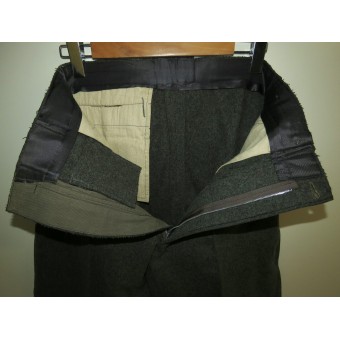Primeros pantalones de montar para oficiales y suboficiales de las Waffen SS o la Wehrmacht. Espenlaub militaria