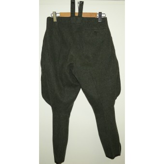 Primeros pantalones de montar para oficiales y suboficiales de las Waffen SS o la Wehrmacht. Espenlaub militaria