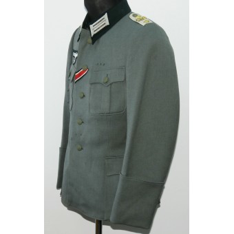 Casacca da Hauptmann del 520° reggimento di fanteria della Wehrmacht. Espenlaub militaria