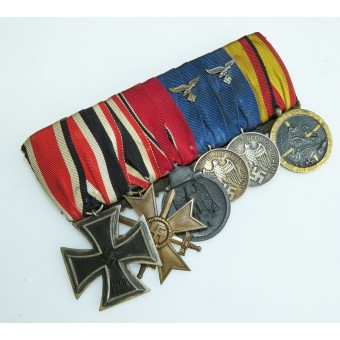 Une médaille pour un vétéran de la Légion Condor. Espenlaub militaria
