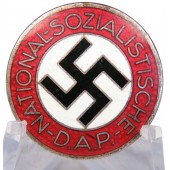 Distintivo del partito NSDAP M 1/160-E.Reihl-Linz