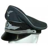 La gorra de visera del oficial de vuelo de la Luftwaffe