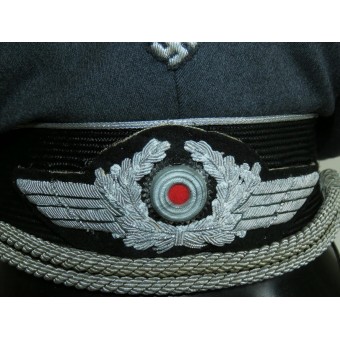Luftwaffen lentoupseerin visiirilakki. Espenlaub militaria