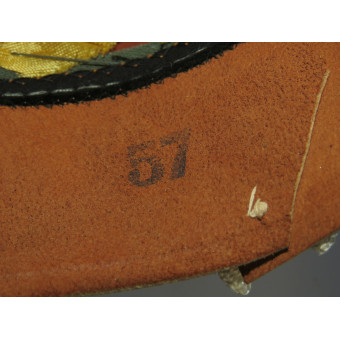 Wehrmacht artillery officer visor cap. Espenlaub militaria