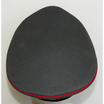 Wehrmacht artillery officer visor cap. Espenlaub militaria