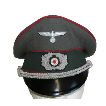 Wehrmacht artillery officer visor cap. Espenlaub militaria