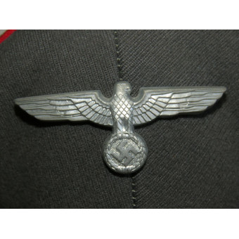 Wehrmacht artillery officer visor cap. Espenlaub militaria