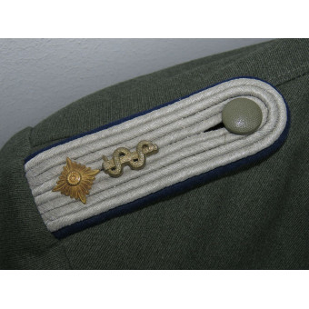 Wehrmacht Heer Oberarzt tunic. Espenlaub militaria