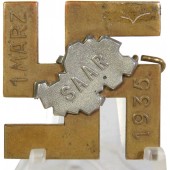 1. Marz 1935 Saar badge. Deschler