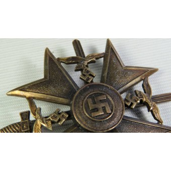 Spanish cross in bronze with swords. Espenlaub militaria