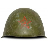Russische helm SSh-39 zonder voering. Gefabriceerd in 1941 met rode ster