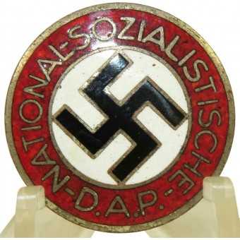 NSDAP Parteiabzeichen RZM M1/105 - Hermann Aurich, Dresden.. Espenlaub militaria