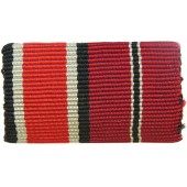 La Croix de Fer 2 classes et la Médaille du Front de l'Est en ruban.