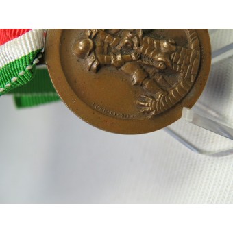 Una medalla de la campaña de África Italiano-Alemán. Espenlaub militaria
