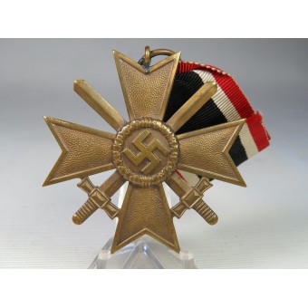 Бронзовый крест за военные заслуги , с мечами. Espenlaub militaria