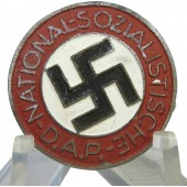 Lidmaatschapsbadge van de Nationaal-Socialistische Arbeiderspartij, NSDAP, M1/ 34