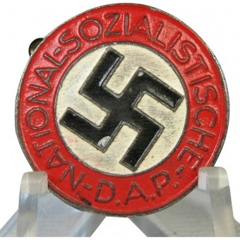 Nationalsozialistische Deutsche Arbeiterpartei (NSDAP) distintivo membro, contrassegnato M1 / ​​14. Espenlaub militaria