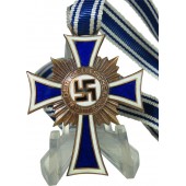 Médaille de la mère allemande - classe bronze sur le ruban