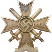 Croix du mérite de guerre 1939 1. Klass pour combattants, Friedrich Orth, 