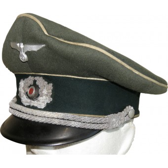 Salzige Wehrmacht-Peküro-Infanterie-Offiziers-Schirmmütze. Espenlaub militaria
