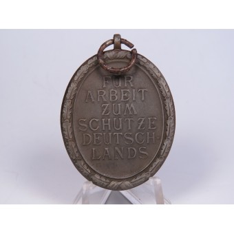 Medalla West Wall, el segundo tipo, en zinc bronceada. C. Poellath. Espenlaub militaria