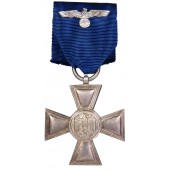 Faithful service in the Wehrmacht cross 18 years