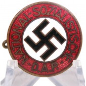 RZM № 25 1933-35 Insignia de miembro del NSDAP.