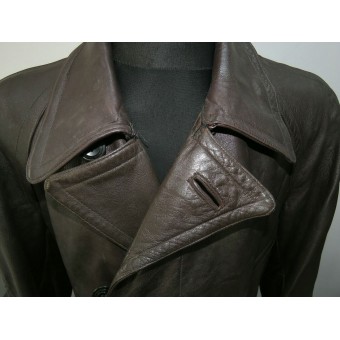 Leather double-breasted coat of the Raglan type, model 1926. Espenlaub militaria