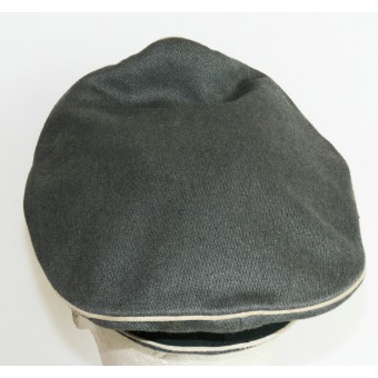 Casquette à visière dofficier dinfanterie de la Wehrmacht : style capote de première ligne. Espenlaub militaria