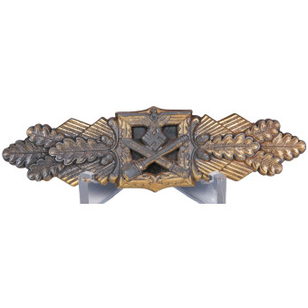 Nahkampfspange in Gold. Espenlaub militaria