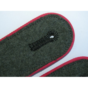 Waffen-SS shoulder boards model 42 for Veterinary units. Espenlaub militaria