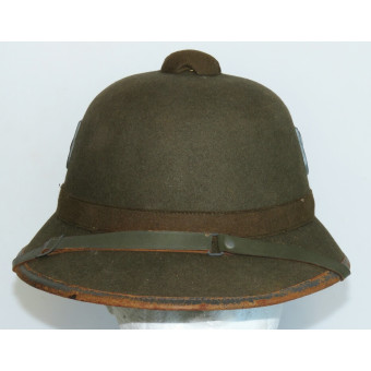 Тропический шлем Вермахта из оливкового фетра с двумя эмблемами. Espenlaub militaria