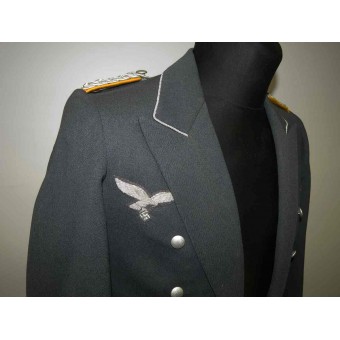 Luftwaffe -upseerien iltagalakitakki. Espenlaub militaria
