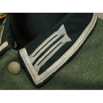 Wehrmacht Heer regimiento Grossdeutschland M36 túnica en rango de Rittmeister Blindado de Reconocimiento o motorizado. Espenlaub militaria