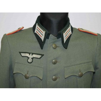 Wehrmacht Heeres Feldgendarmerie Waffenrock im Rang Leutnant. Espenlaub militaria