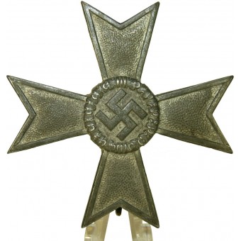 Kriegsverdienstkreuz 1939 ilman miekkoja, merkitty 1, Deschler U Sohn. Espenlaub militaria